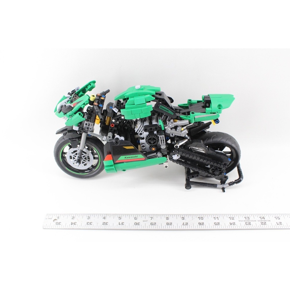 TECHNIC STYLE KAWASAKI SPORTBIKE TOY MODEL